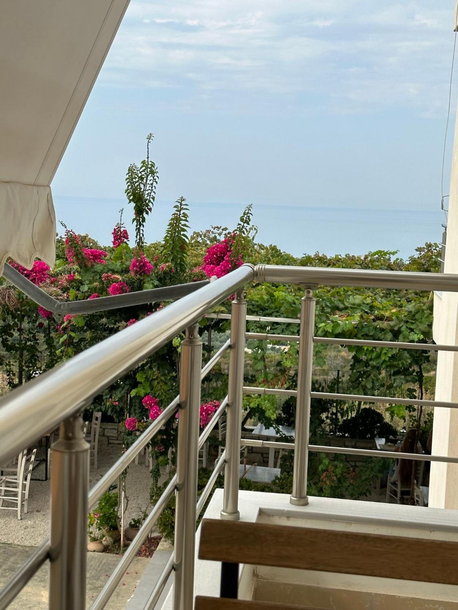 Elea Guesthouse Himara Zewnętrze zdjęcie