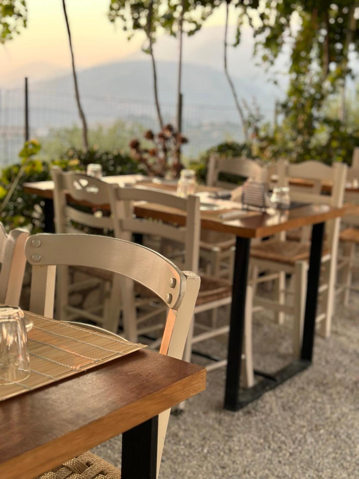 Elea Guesthouse Himara Zewnętrze zdjęcie